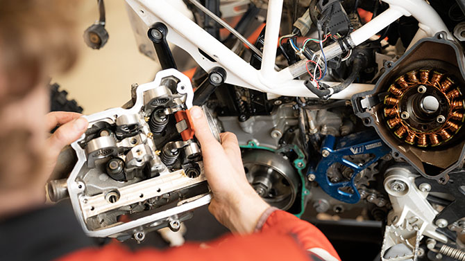 Kakšen servis potrebuje vaš motor? Kdaj je potreben takšen servis? 4