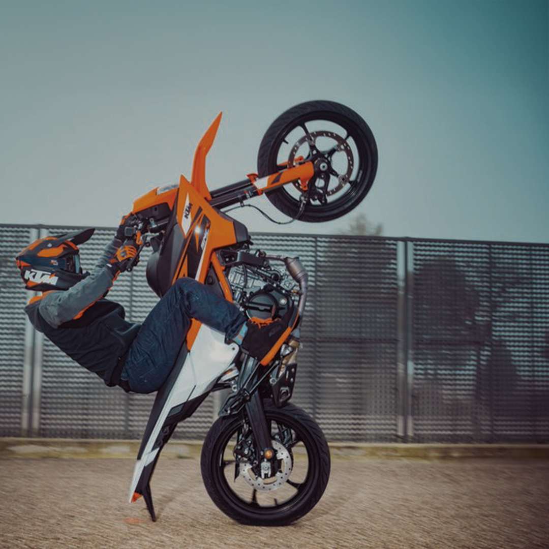 125ccm motorji