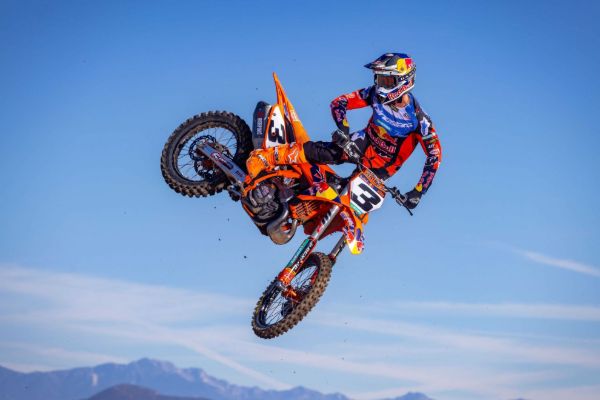 Picture of KTM otkriva nove modele 450 SX-F i 250 SX-F FACTORY EDITION i vrhunski Red Bull KTM Factory Racing tim za sezonu SuperMotocross 2026